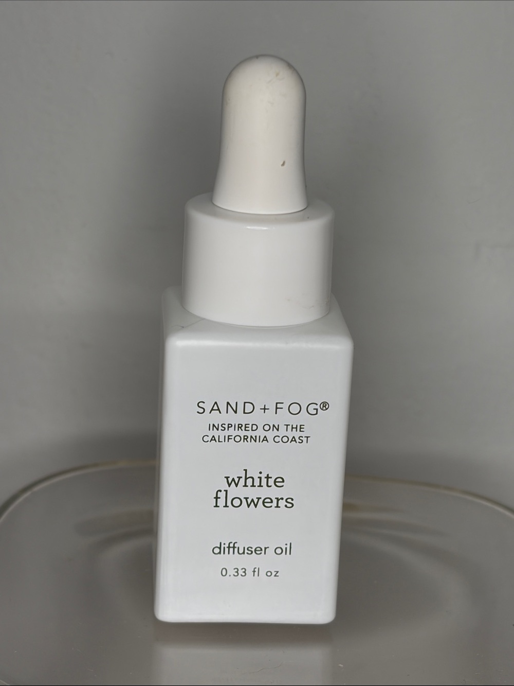 Sand + Fog Diffuser Oil in White Flowers .33 oz